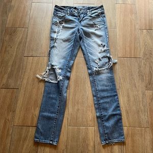 American Eagle outfitters denim distressed ripped jeans long